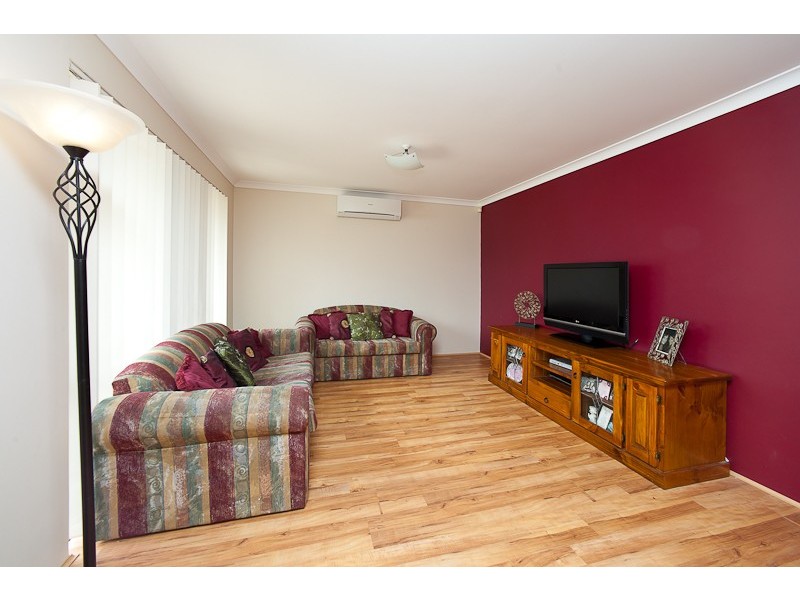 76 Fairway Circle, Connolly WA 6027