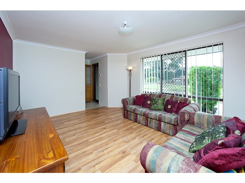 76 Fairway Circle, Connolly WA 6027