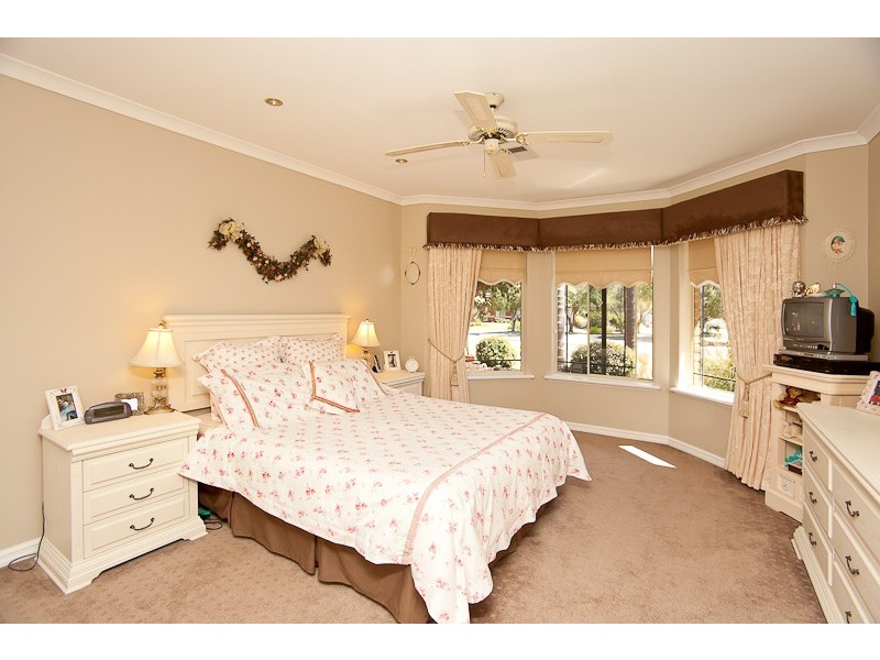 12 Caspian Pass, Iluka WA 6028