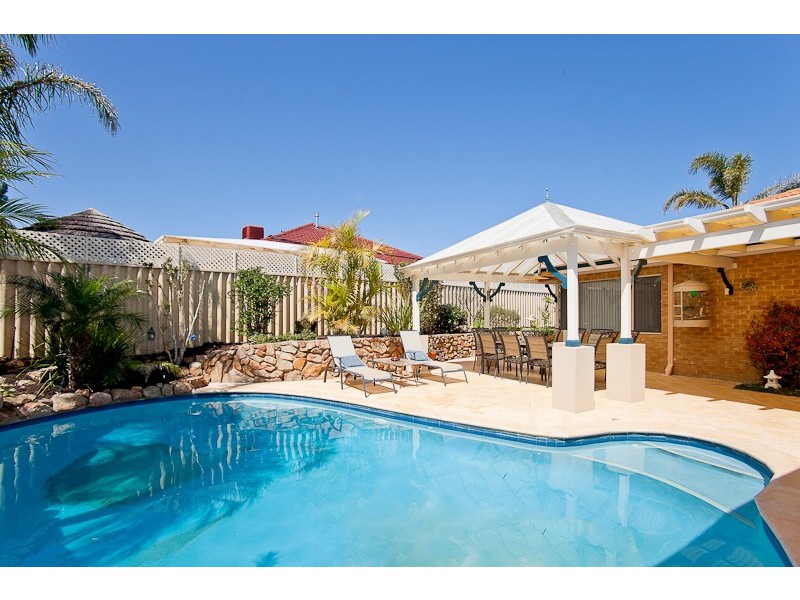 12 Caspian Pass, Iluka WA 6028