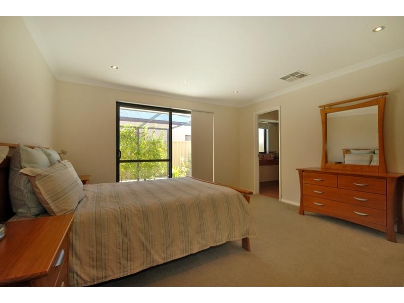 22 Barmouth Loop, Butler WA 6036