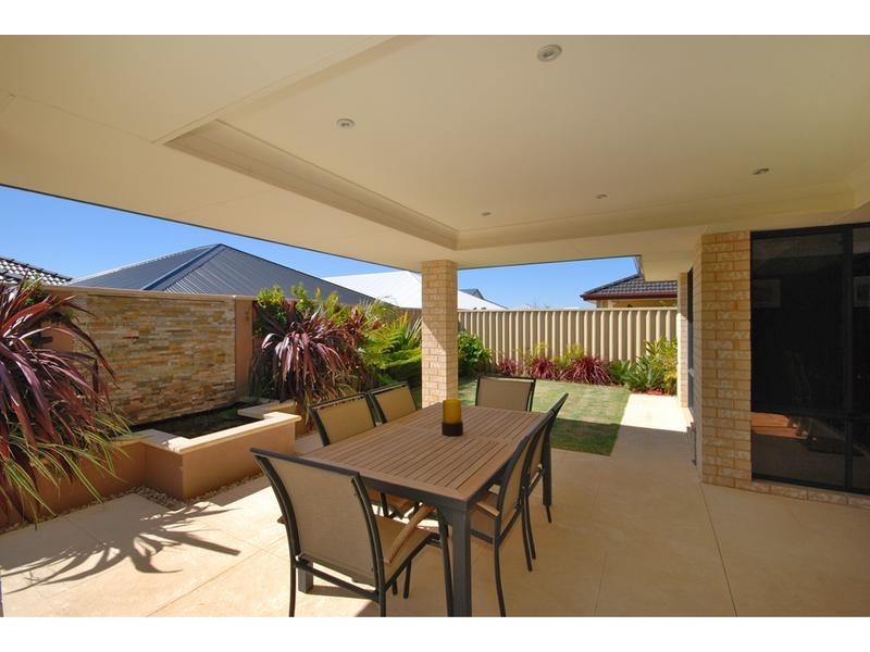 22 Barmouth Loop, Butler WA 6036