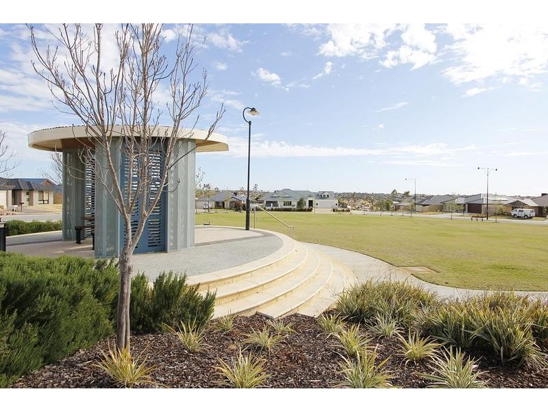 19 Shelburne Gardens, Ridgewood WA 6030