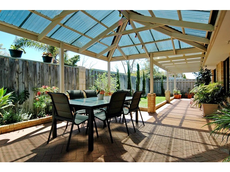 6 Bowen Lane, Mindarie WA 6030