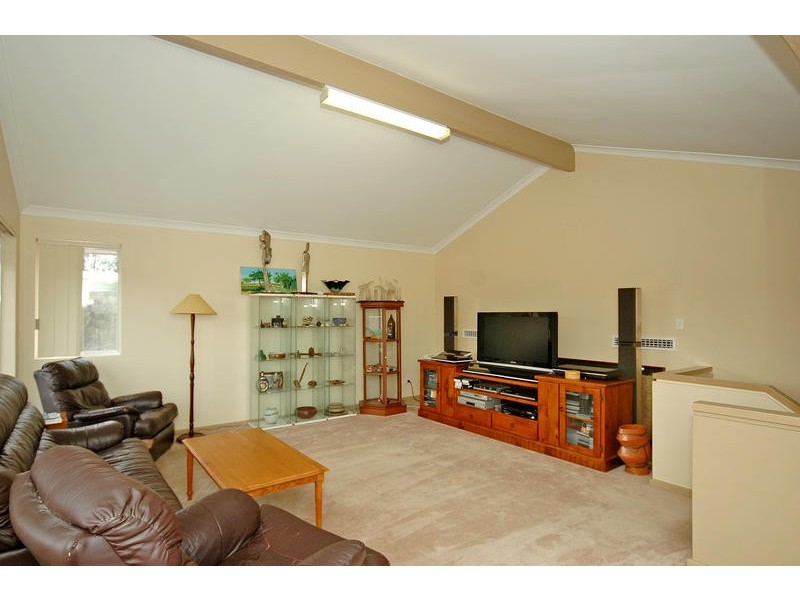 5 Chalmers Court, Mindarie WA 6030