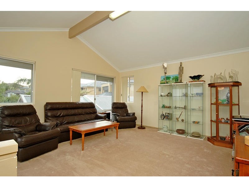 5 Chalmers Court, Mindarie WA 6030