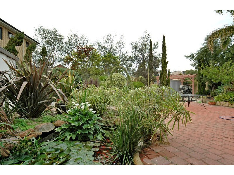 5 Chalmers Court, Mindarie WA 6030