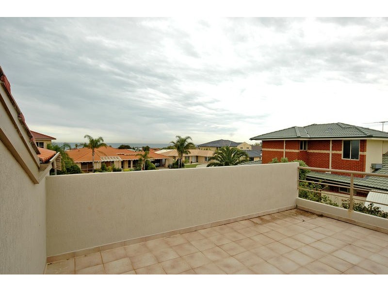 5 Chalmers Court, Mindarie WA 6030