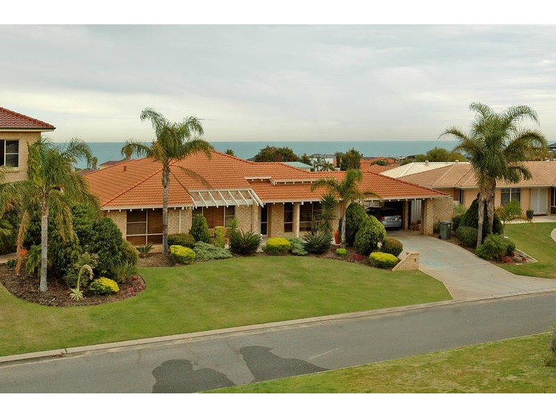 5 Chalmers Court, Mindarie WA 6030