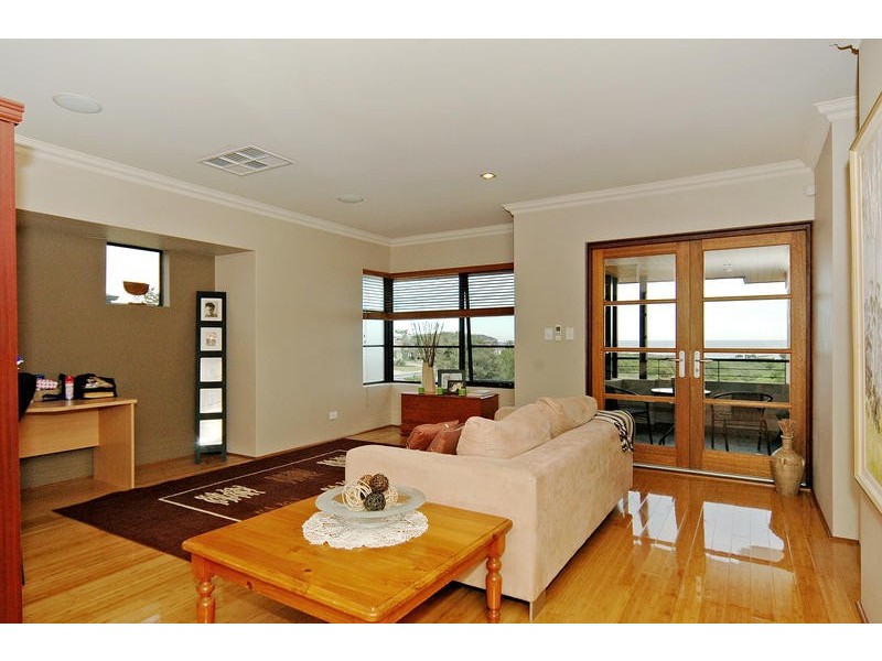 42 Seaham Way, Mindarie WA 6030