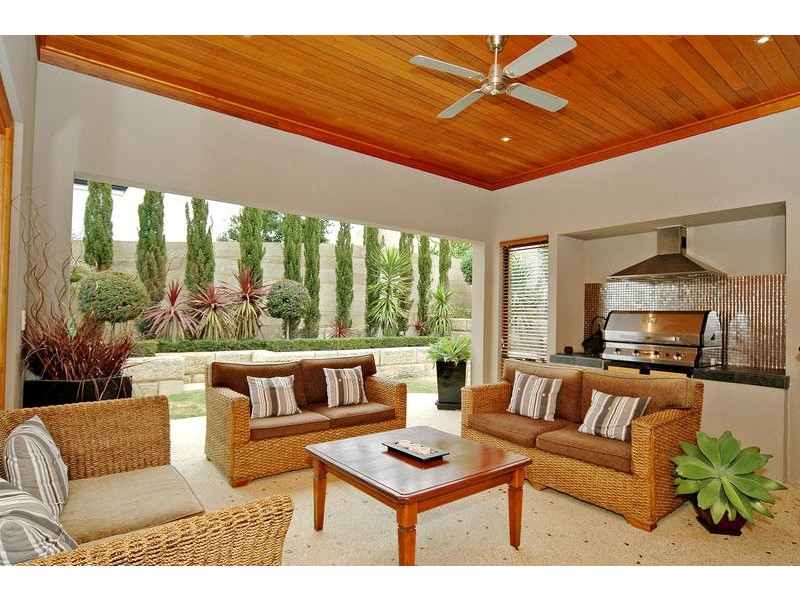 42 Seaham Way, Mindarie WA 6030