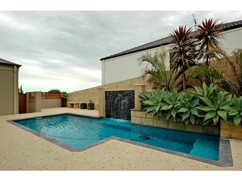 42 Seaham Way, Mindarie WA 6030