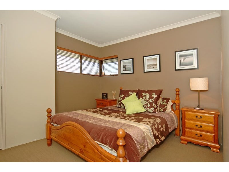 42 Seaham Way, Mindarie WA 6030