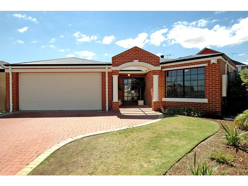 22 Bantry Bend, Mindarie WA 6030