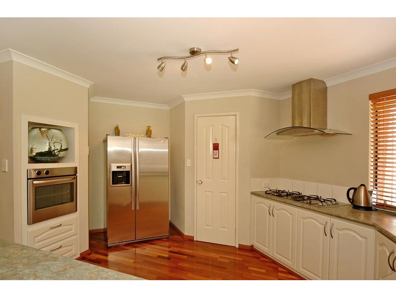 22 Bantry Bend, Mindarie WA 6030