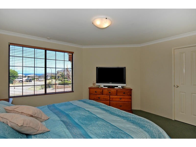 22 Bantry Bend, Mindarie WA 6030