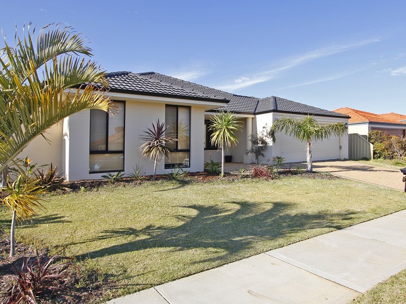 19 Wiltshire Entrance, Butler WA 6036