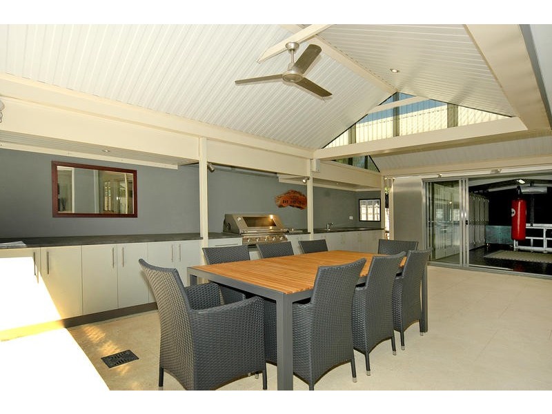 27 Rothesay Heights, Mindarie WA 6030