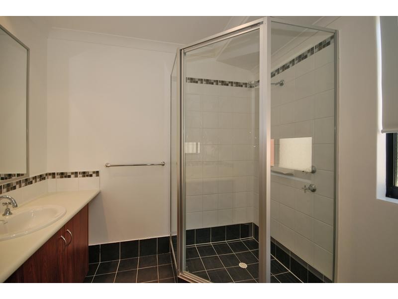 11 Feakle Bend, Ridgewood WA 6030