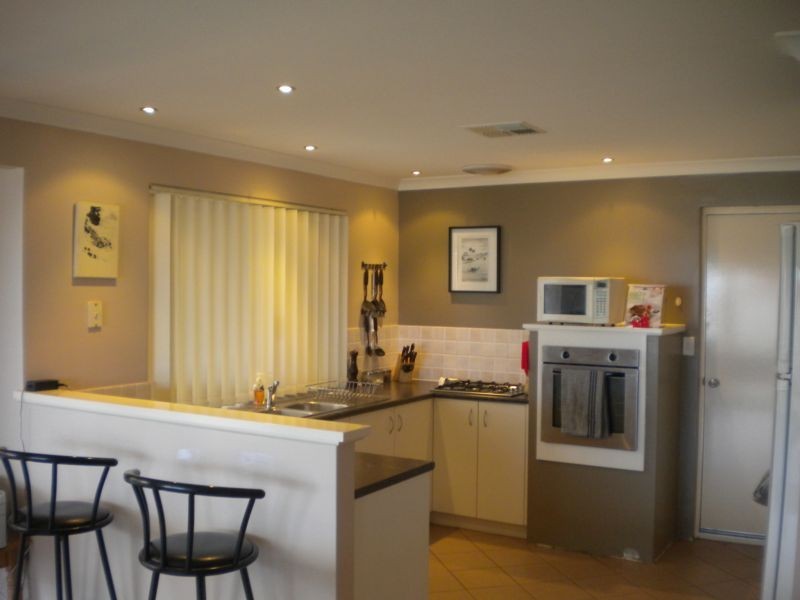 18 Dentata Street, Banksia Grove WA 6031