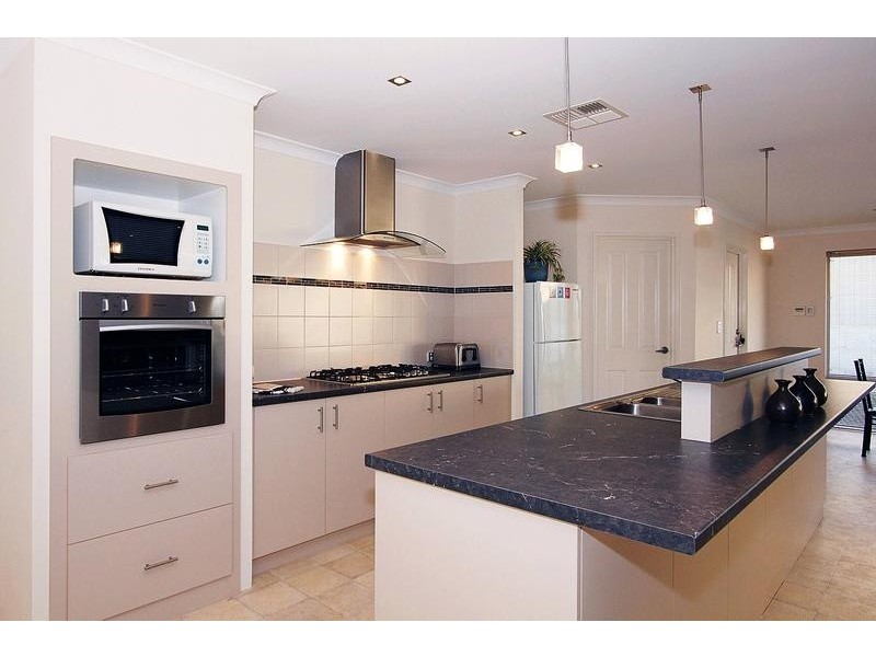 9 Melvich Green, Butler WA 6036