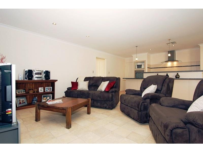 9 Melvich Green, Butler WA 6036