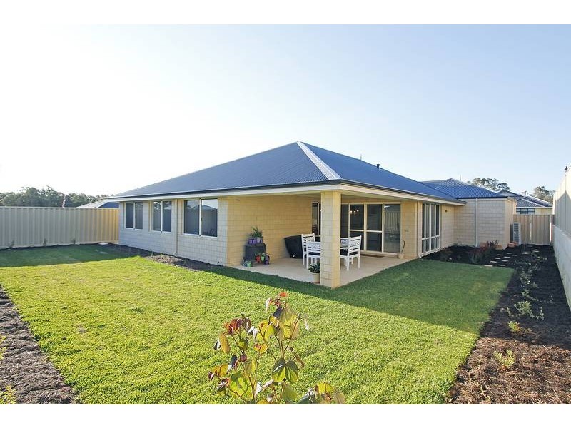 9 Melvich Green, Butler WA 6036