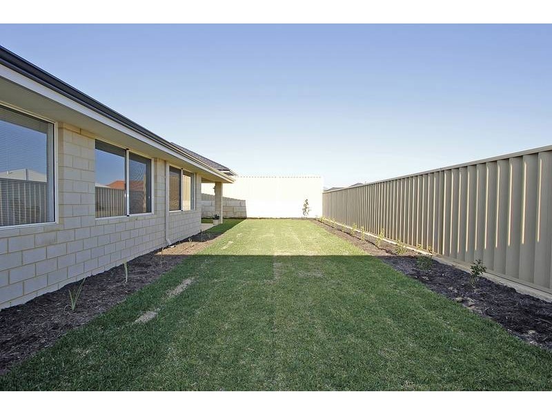 9 Melvich Green, Butler WA 6036