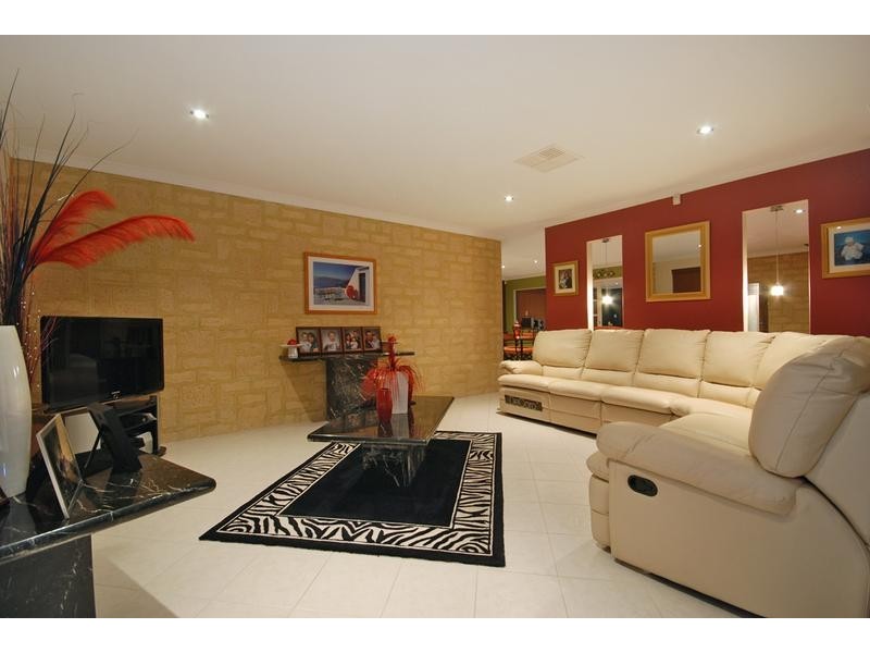 28 Wadhurst Road, Butler WA 6036