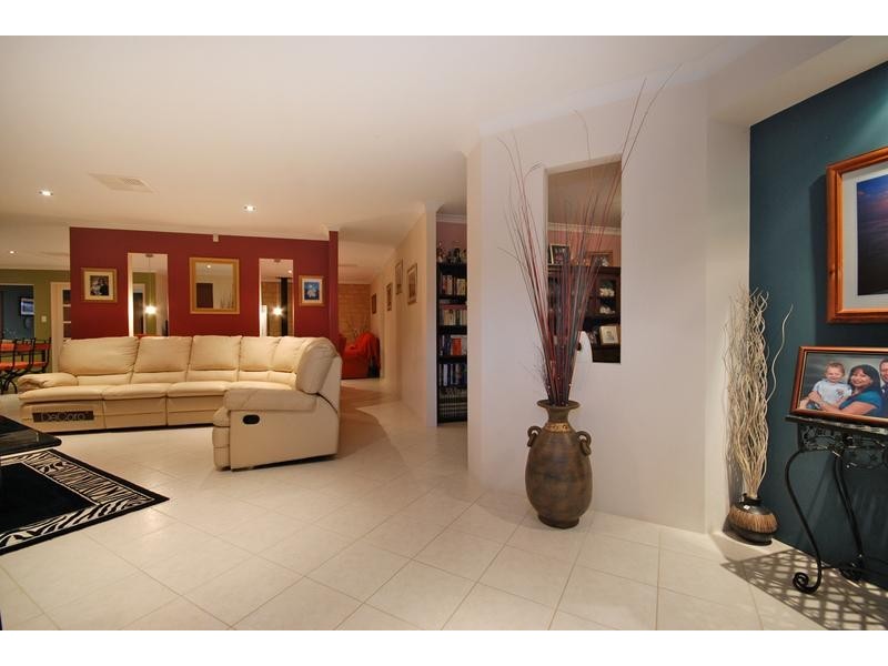 28 Wadhurst Road, Butler WA 6036