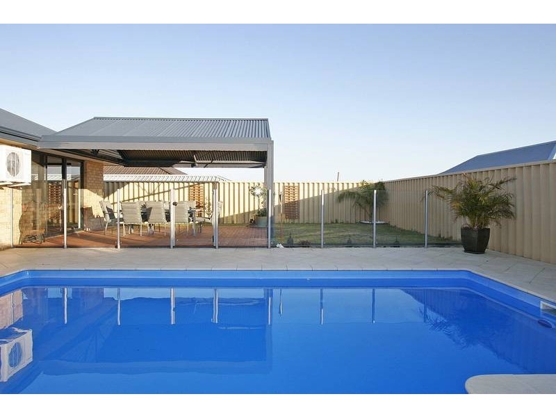 30 Pembury Way, Butler WA 6036