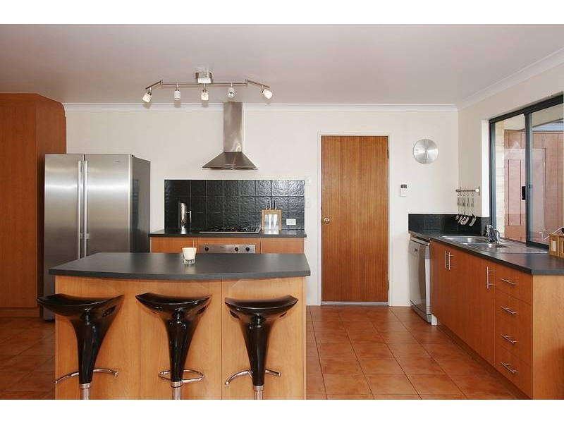 30 Pembury Way, Butler WA 6036