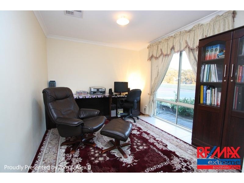 61 Daly Circle, Langford WA 6147