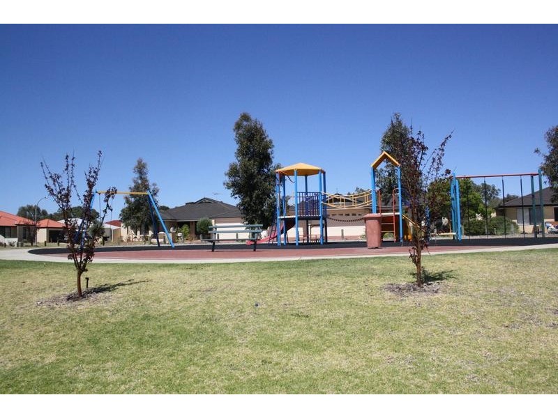 61 Daly Circle, Langford WA 6147