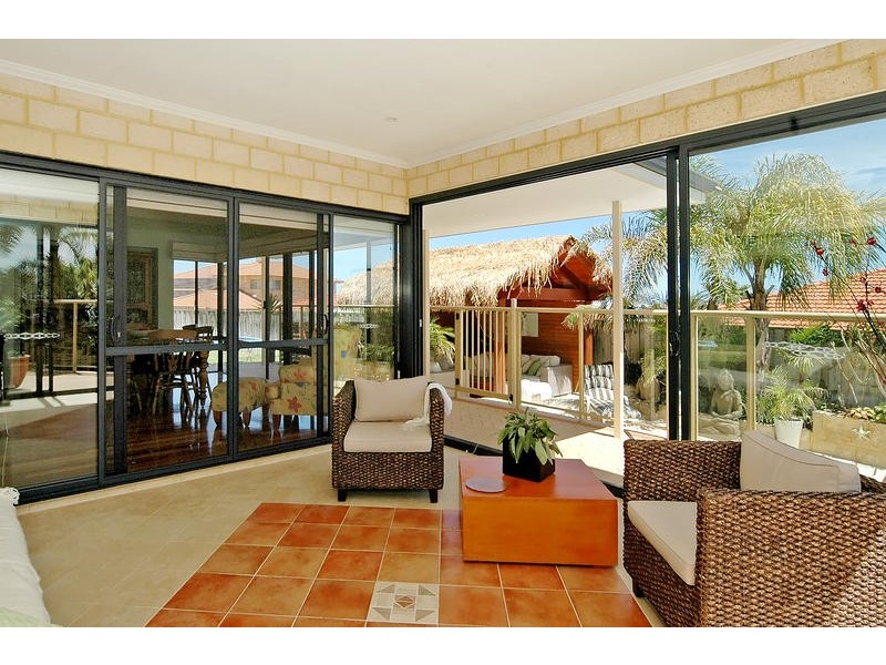 6 Selby Court, Mindarie WA 6030