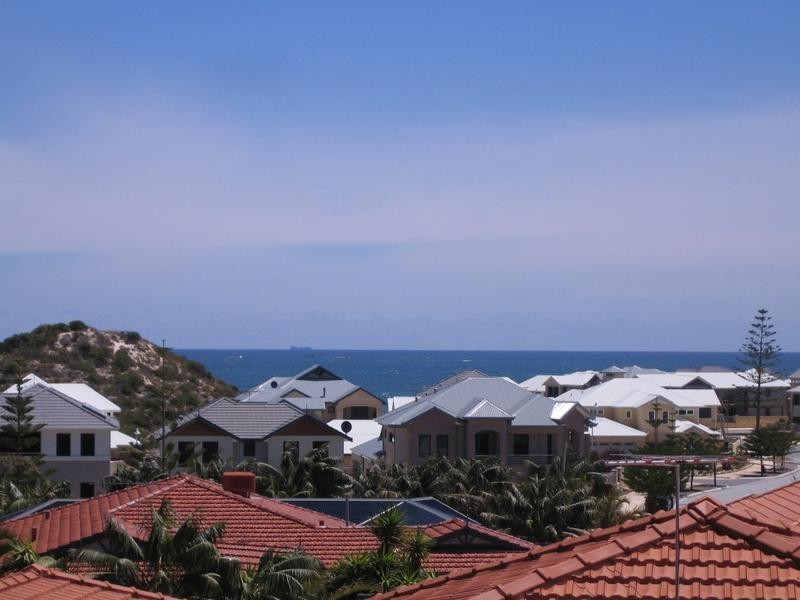 6 Selby Court, Mindarie WA 6030