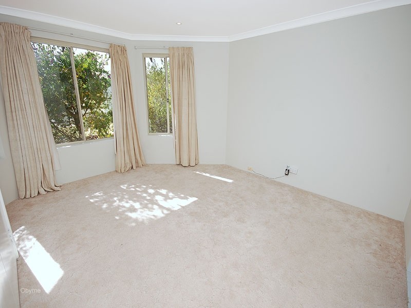 94 Damepattie Drive, Two Rocks WA 6037