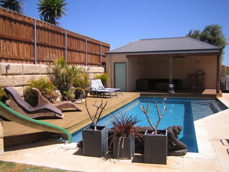 9 Dartmouth Circle, Quinns Rocks WA 6030