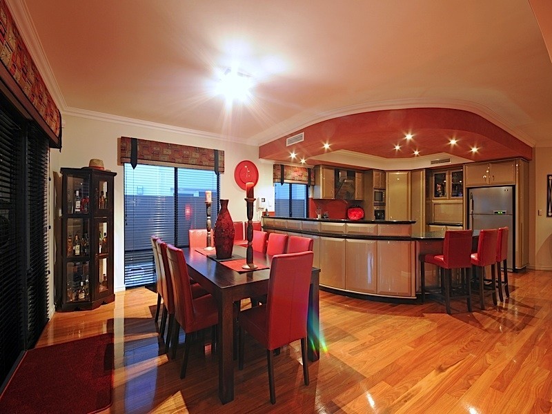 11 Canarias Way, Hillarys WA 6025