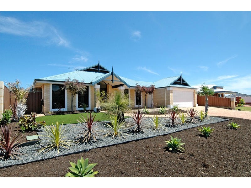 5 Peel Way, Mindarie WA 6030