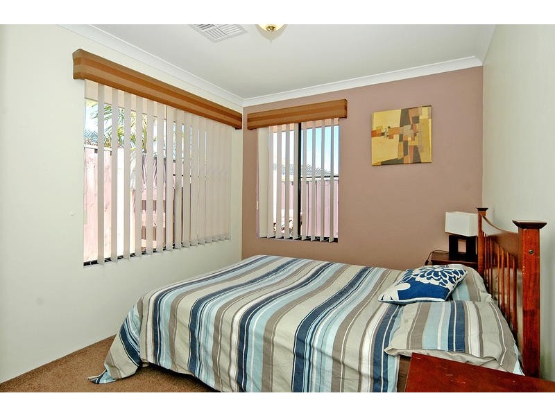 5 Peel Way, Mindarie WA 6030