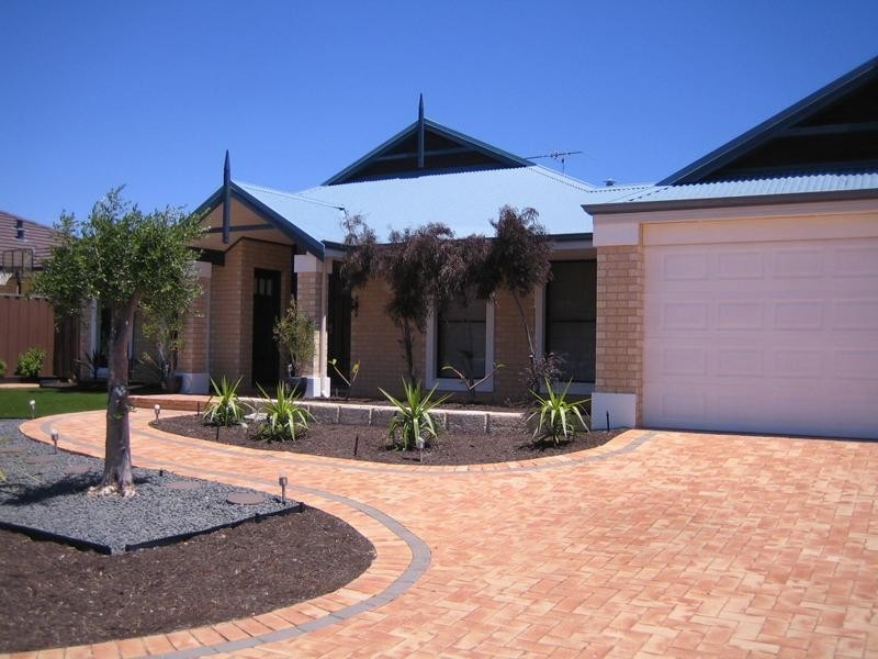 5 Peel Way, Mindarie WA 6030