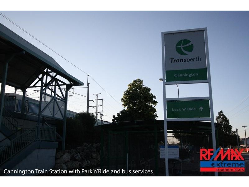 13 Retchford Way, Queens Park WA 6107