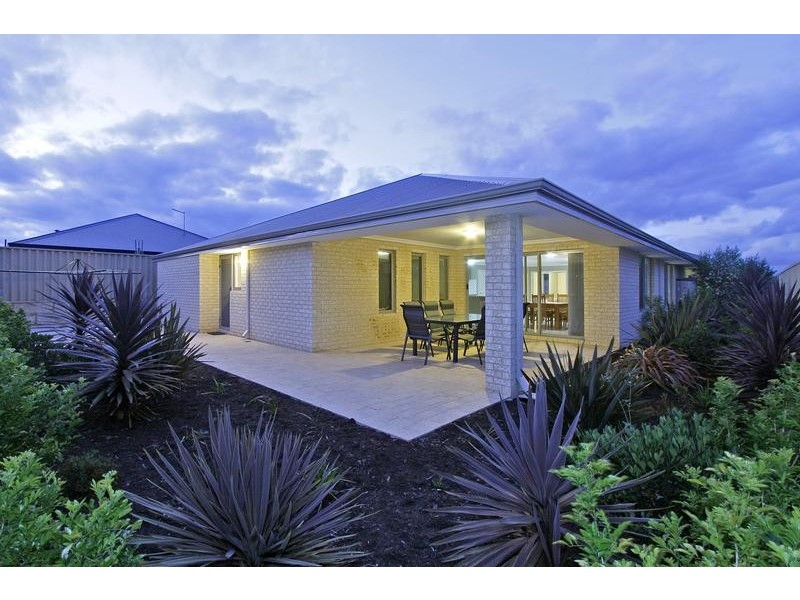 19 Huntly Avenue, Butler WA 6036