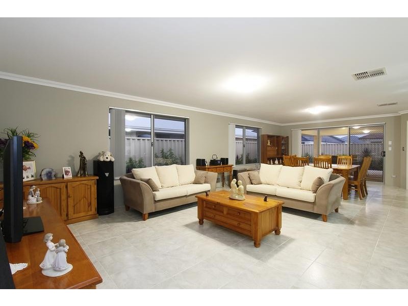 19 Huntly Avenue, Butler WA 6036