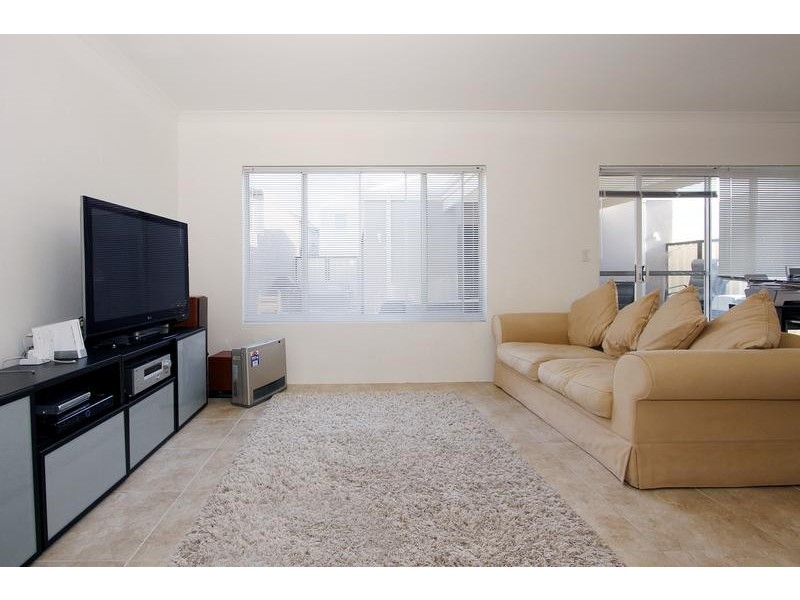 20 Cherokee Green, Clarkson WA 6030