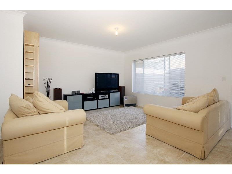 20 Cherokee Green, Clarkson WA 6030