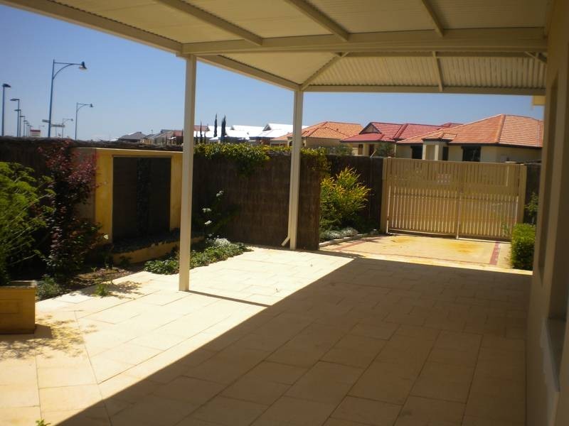 2 Whitewell Way, Butler WA 6036