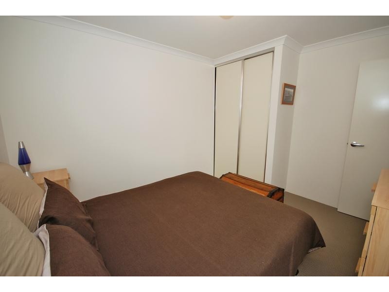 37 Navarre Way, Butler WA 6036