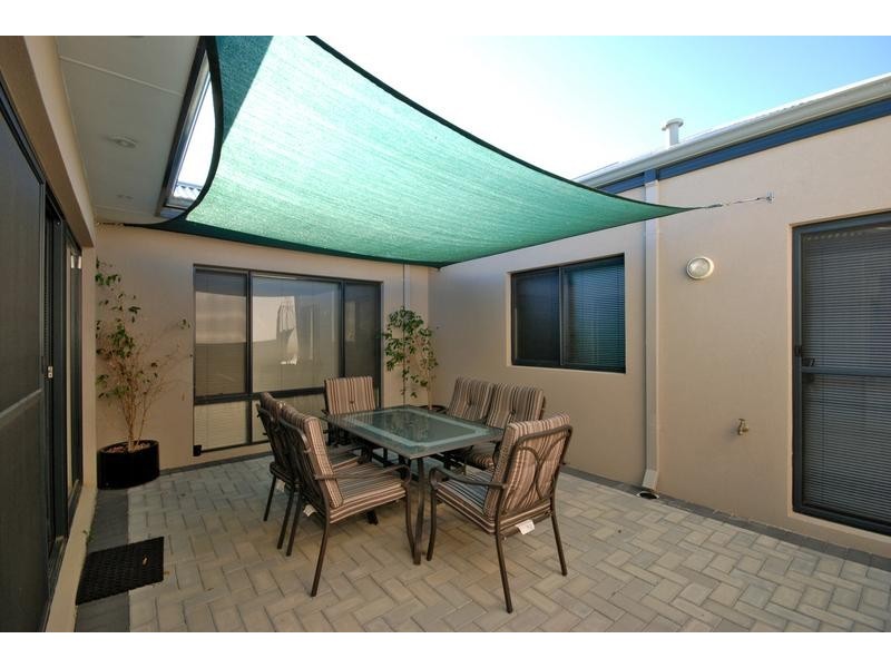 37 Navarre Way, Butler WA 6036